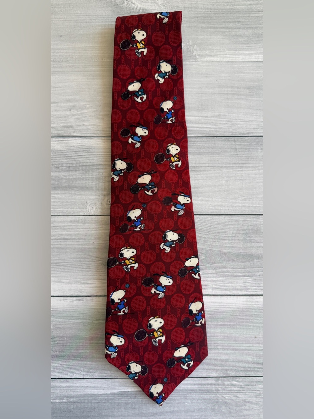 Vintage Peanuts Snoopy Tennis Silk Necktie Burgundy Maroon Red Novelty Men's Tie
